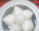 A picture of step 2 of Tuwon shinkafa da miyar kuka.