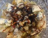 Foto del paso 7 de la receta: Ensalada Tibia de Peras, Apio y Queso Azul