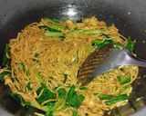 Foto langkah ke 3 dari resep Mie Goreng Sederhana.