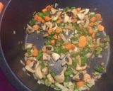 Foto del paso 4 de la receta: Cazuela de garbanzos con pollo