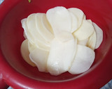 Foto del paso 7 de la receta: Solomillo adobado en mojo a la plancha con chips de verduras