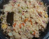 A picture of step 3 of Paneer veg pulao.