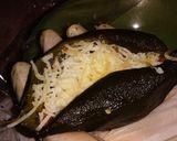 Foto del paso 3 de la receta: Pimientos Poblano Empanizados Rellenos Con Cordero Rallado Y Queso