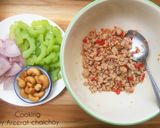 รูปขั้นตอนการทำที่ 4 ของ ยำมะระหมูสับ