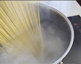 Foto del paso 1 de la receta: Linguini cacio e pepe