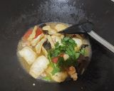 Foto langkah ke 4 dari resep Tahu kuah udang.