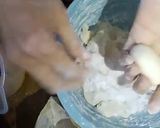 Foto langkah ke 3 dari resep (661) pempek dos (tanpa ikan) isi telur dan keju.