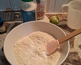 Foto del paso 2 de la receta: Bizcochitos fritos de limón🍋🍋