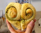 Foto del passaggio 4 della ricetta Girelle di pan brioche al pistacchio