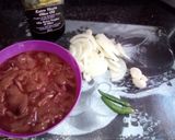 A picture of step 1 of Chicken Livers with Bread layered on Avo Mousse #OffalCooking.
