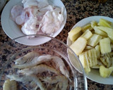 Foto del paso 1 de la receta: Cardos con kokochas de bacalao y langostinos
