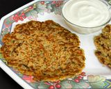 A picture of step 14 of Jowar Lauki (Bottlegourd) Thalipith.