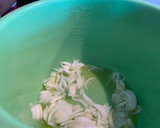 Foto del paso 1 de la receta: Bacalao en salsa de piquillo olla GM