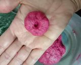 A picture of step 3 of Beetroot Balushahi.