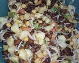 A picture of step 5 of Black and white chickpeas salad 🥗.