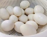 Foto langkah ke 5 dari resep TELUR ASIN AYAM KAMPUNG (Rasa Bawang).