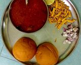मिसळ पाव(misal paav recipe in marathi) रेसिपी स्टेप 4 फोटो 