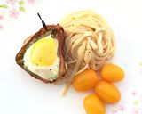A picture of step 5 of Asparagus And Egg In Bacon Cup.