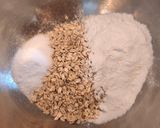 Foto del paso 1 de la receta: Bolitas de avena y limón 2️⃣0️⃣