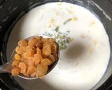 A picture of step 4 of Garlic Kheer.