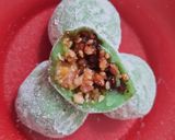 Foto langkah ke 3 dari resep Mochi Kenyal isi Kacang Coklat.