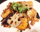 รูปขั้นตอนการทำที่ 7 ของ กุ้งหอมหมาล่า (麻辣香虾)อาหารจีน