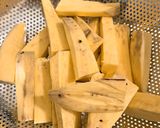 Hình bước làm 4 của món Gà xào bắp cải