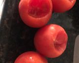 Foto del paso 1 de la receta: Tomates rellenos light ♥️🍅