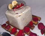 A picture of step 3 of Banana Dates Overnight Oats.
