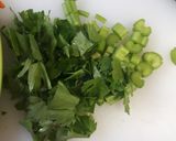 Foto langkah ke 1 dari resep Brocolli, tauge with ebi byTia.