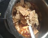 A picture of step 3 of Spicy watery khakhra.