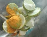 Foto del paso 1 de la receta: Agua refrescante dorada de chayote