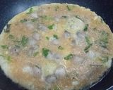 A picture of step 4 of Keto Soft Oyster Pancake (Hoy Tod).