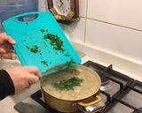 Foto del paso 4 de la receta: Sopa de alcachofa con fideos