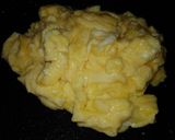 Foto langkah ke 3 dari resep Scramble egg McD / telur orak arik ala NanoNanoNino.
