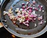 ভেজ চীজ ওমলেট (veg cheese omelette recipe in Bengali) রেসিপি ধাপ - 3 ছবি