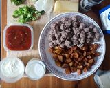 Foto langkah ke 3 dari resep Casserole Printilan Kentang Keju Salsa.