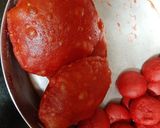 A picture of step 3 of Beetroot Poori.