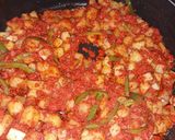 Foto del paso 3 de la receta: Papas con chorizo y rajas de chile serrano
