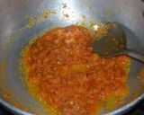 A picture of step 6 of Dhaniya matar malai.