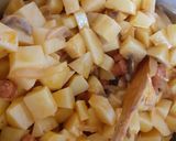 Foto del paso 5 de la receta: Patatas guisadas con champiñón y choriceta