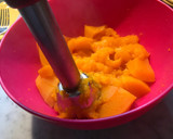 Foto del paso 3 de la receta: Zapallona la sopa(Sopa crema de calabaza)