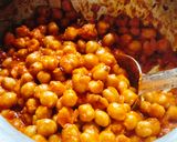 A picture of step 6 of Lahore's famous,chikpeas curry.