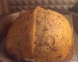 Foto langkah ke 19 dari resep Kunyit Wijen Jinten Hitam Chili Flakes Cheese Sourdough Bread (Open Bake Method).