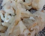 Foto del paso 1 de la receta: Arroz caldoso con bacalao, alcachofas y habas