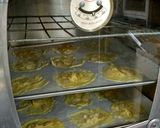 Foto langkah ke 6 dari resep Almond Crispy Cookies.