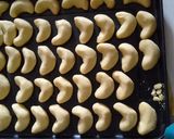 Foto langkah ke 4 dari resep Kue putri salju super simpel no mixer.