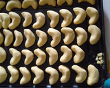 Foto langkah ke 4 dari resep Kue putri salju super simpel no mixer.