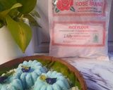Foto langkah ke 7 dari resep Kue Putu Bunga Telang (dengan Cetakan).