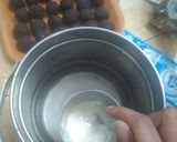 Foto langkah ke 4 dari resep 33. Simple choco Truffle cake.